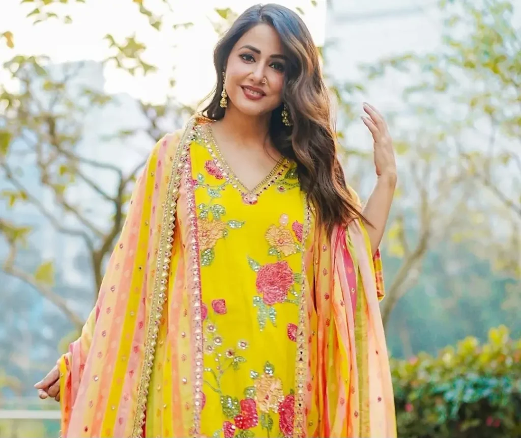 हिना खान का जीवन परिचय,हिना खान का टीवी सीरियल्स (Hina Khan TV Serials),Hina Khan Movies,हिना खान कौन है,हिना खान की शादी कब हुई? हिना खान का जीवन परिचय