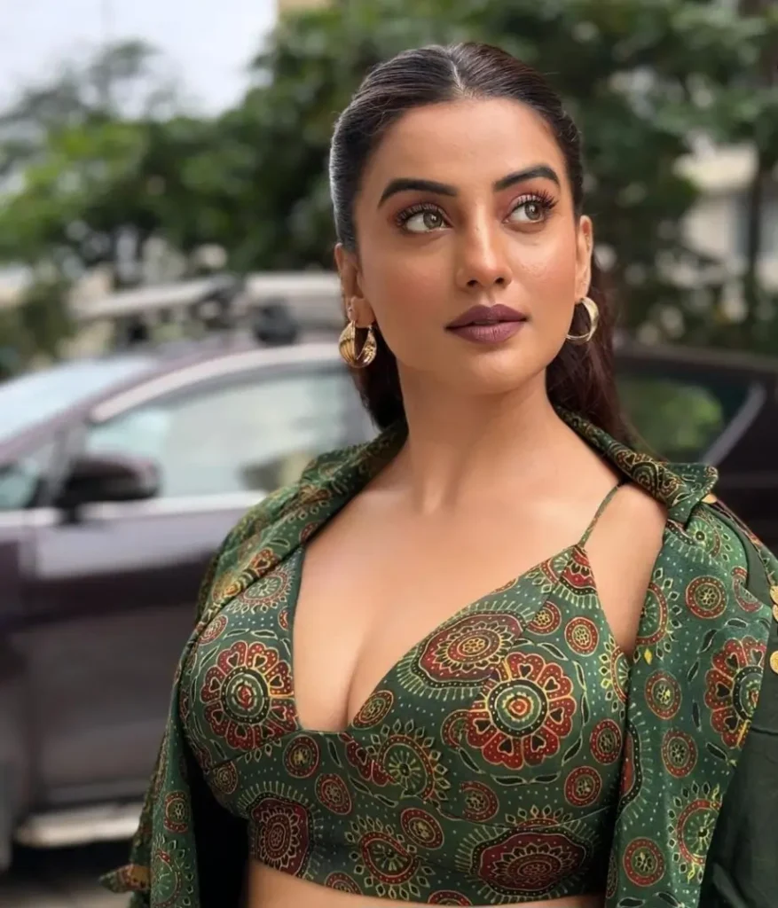 Akshara Singh Biography In Hindi,Akshara Singh age,अक्षरा सिंह का परिवार,अक्षरा सिंह का घर,Akshara Singh Net Warth Akshara Singh Biography In Hindi