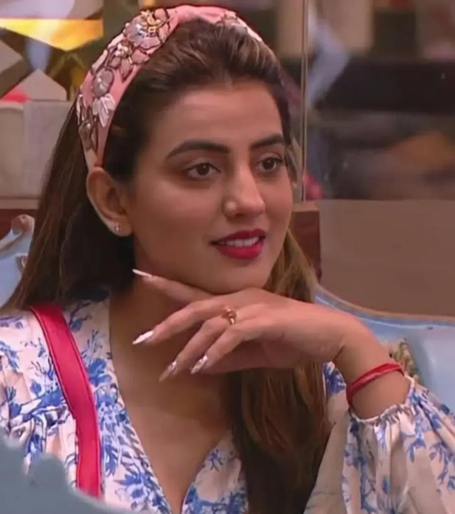 Akshara Singh Biography In Hindi,Akshara Singh age,अक्षरा सिंह का परिवार,अक्षरा सिंह का घर,Akshara Singh Net Warth Akshara Singh Biography In Hindi