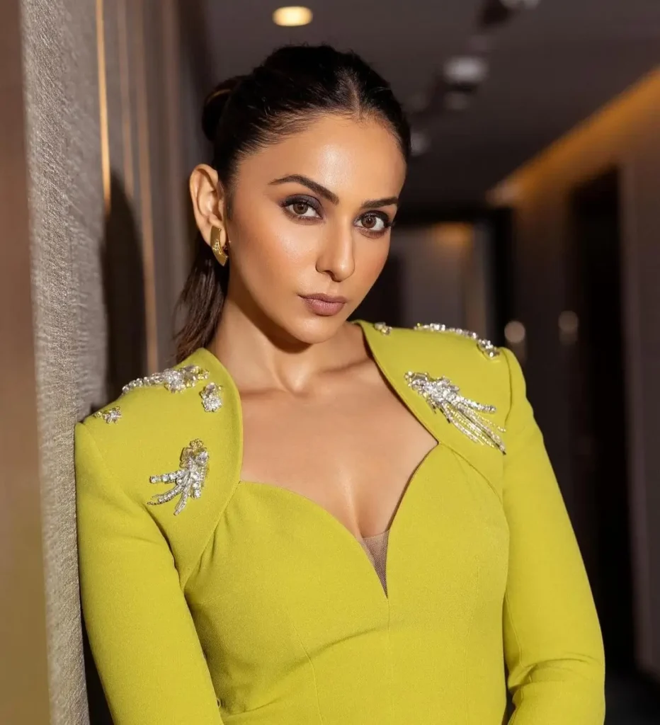 Rakul Preet,Rakul Preet Biography,रकुल प्रीत का परिवार,Rakul Preet Ka Husband,रकुल प्रीत का नेटवर्थ कितना है? Rakul Preet