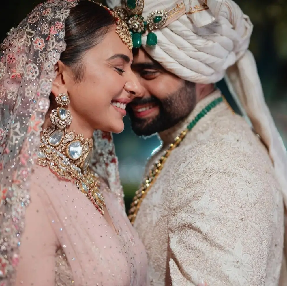 Rakul Preet,Rakul Preet Biography,रकुल प्रीत का परिवार,Rakul Preet Ka Husband,रकुल प्रीत का नेटवर्थ कितना है? Rakul Preet