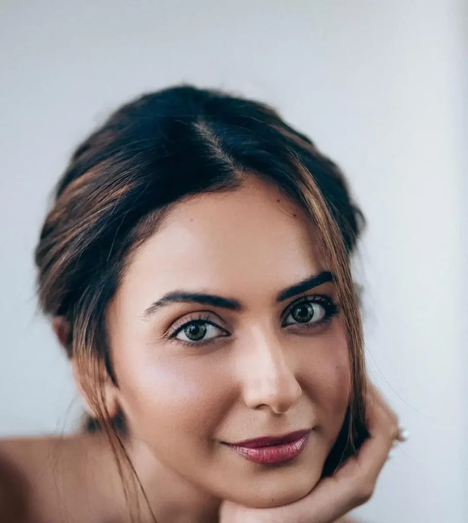 Rakul Preet,Rakul Preet Biography,रकुल प्रीत का परिवार,Rakul Preet Ka Husband,रकुल प्रीत का नेटवर्थ कितना है? Rakul Preet
