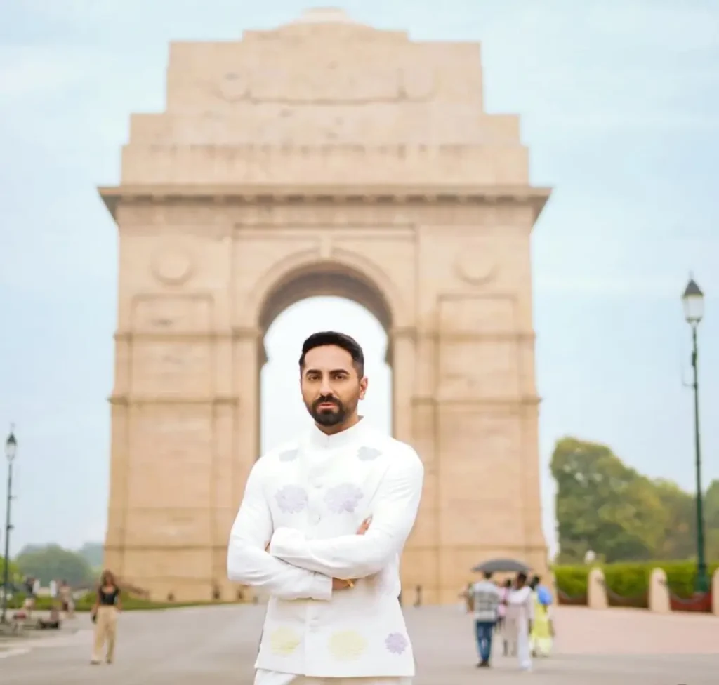 आयुष्मान खुराना का जीवन परिचय,Ayushmann Khurrana age,आयुष्मान खुराना की पत्नी कौन है?,आयुष्मान खुराना के Kid:,आयुष्मान खुराना की आने वाली फ़िल्म: आयुष्मान खुराना का जीवन परिचय