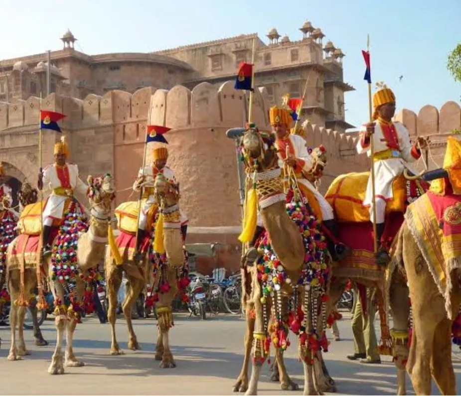 Rajasthan Top 10 Tourist places,जयपुर,उदयपुर,जैसलमेर,जोधपुर: Rajasthan Top 10 Tourist places