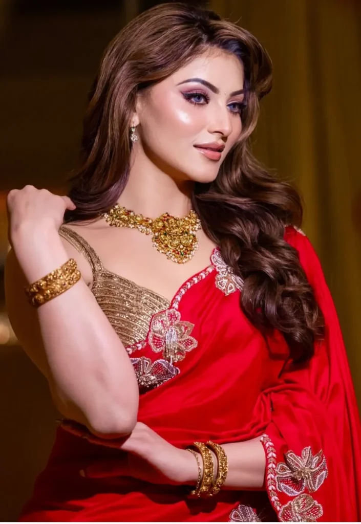 Urvashi Rautela Net Worth,उर्वशी रौतेला कौन है,उर्वशी रौतेला का करियर,उर्वशी रौतेला का नेट वर्थ,उर्वशी रौतेला का फ़िल्मोंग्राफी Urvashi Rautela Net Worth