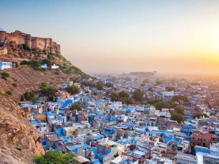 Rajasthan Top 10 Tourist places,जयपुर,उदयपुर,जैसलमेर,जोधपुर: Rajasthan Top 10 Tourist places