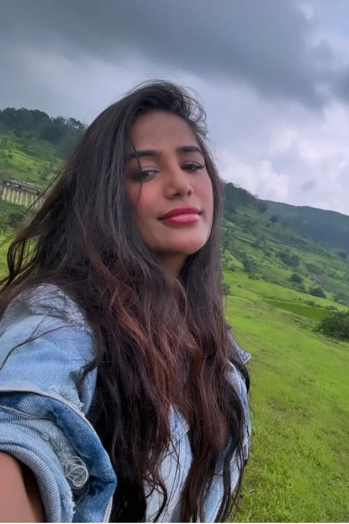 Who is Poonam Pandey,पूनम पांडे,पूनम पांडे का पति कौन है,पूनम पांडे का नेट वर्थ,Poonam Pandey Controversy Who is Poonam Pandey