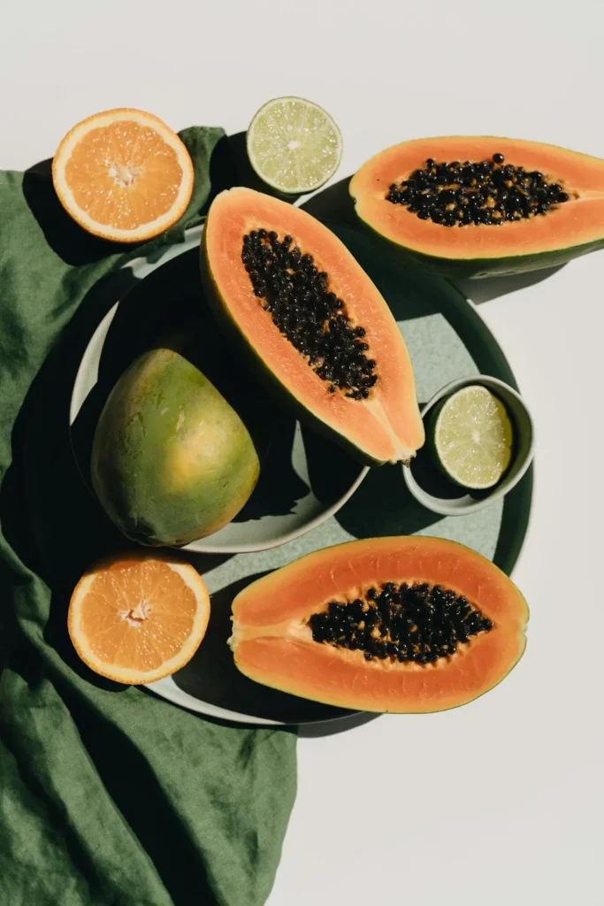 Papaya Face Pack For Glowing Skin,चेहरे पर पपीता का इस्तेमाल कैसे करे:,पपाया फेस पैक बनाने की विधि,पपीता और शहद का फेस पैक:,पपीता और दही का फेस पैक: Papaya Face Pack For Glowing Skin