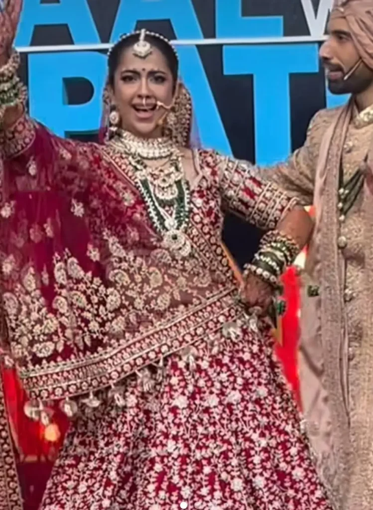 Avika Gor Wedding,नेशनल टीवी पर हुई शादी:,अविका का वैडिंग आउट फिट,पति-पत्नी के सेट पर ली सात फेरे:,कलर्स टीवी से अविका का संबंध: Avika Gor Wedding