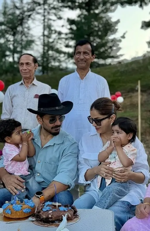 Pati Patni Aur Panga Winner,फिनाले एपिसोड रहा धमाकेदार,काफ़ी उतार-चढ़ाव रहा रूबीना और अभिनव का रिश्ता:,पति पत्नी और पंगा शो के बारे में:,टीआरपी में बढ़ोतरी: Pati Patni Aur Panga Winner